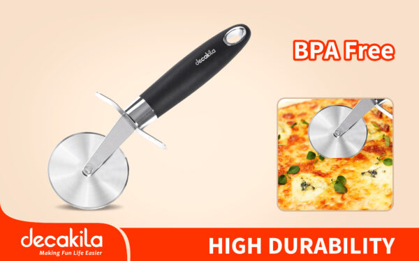 Pizza cutter